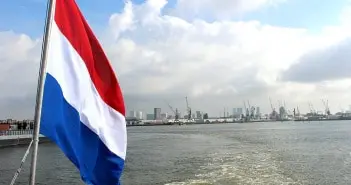 Meine Hafenrundfahrt in Rotterdam sehenswuerdigkeiten-rotterdam-suedholland-reisetipps-niederlande-reiseblog-hafenrundfahrt-titel