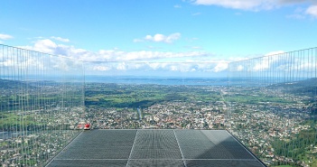 Der Karren in Dornbirn Vom gläsernen Balkon in die Welt schauen. sehenswuerdigkeiten-dornbirn-reisetipps-vorarlberg-reisetipps-oesterreich-karren-titel