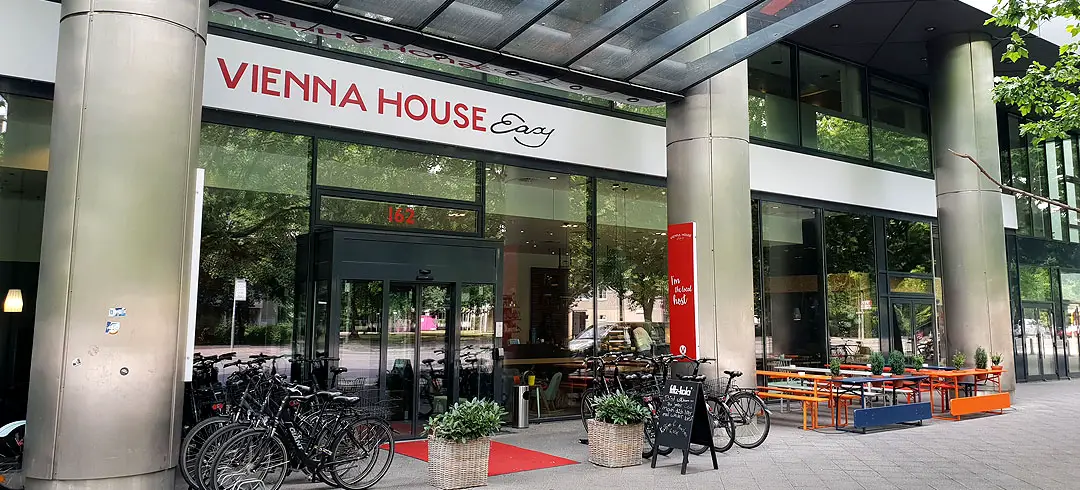 vienna-house-easy-berlin-hoteltipp-deutschland-titel