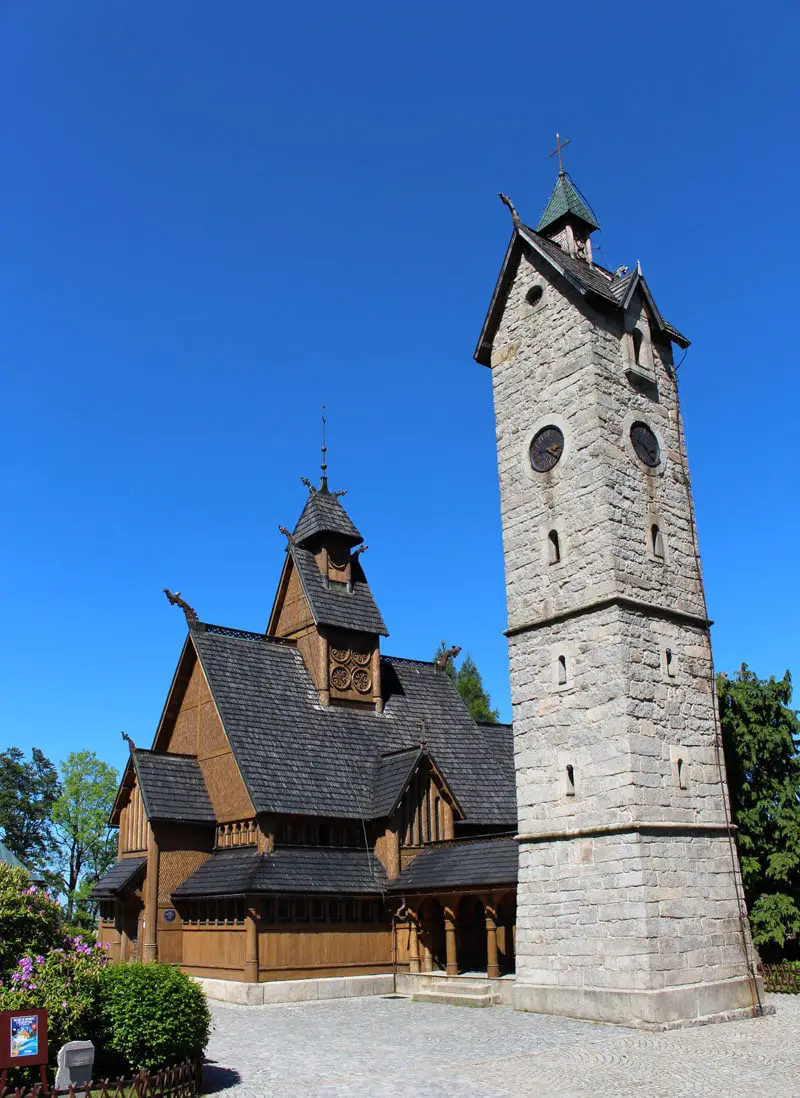 Reisetipp-Polen-Reisetipp-Niederschlesien-Stabkirche-Wang-gross