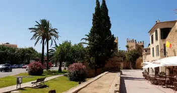 Top 6 Sehenswürdigkeiten in Alcúdia – Mallorquinische Stadt mit Geschichte sehenswuerdigkeiten-alcudia-reisetipps-mallorca-reisetipps-balearen-reisetipps-spanien-titel