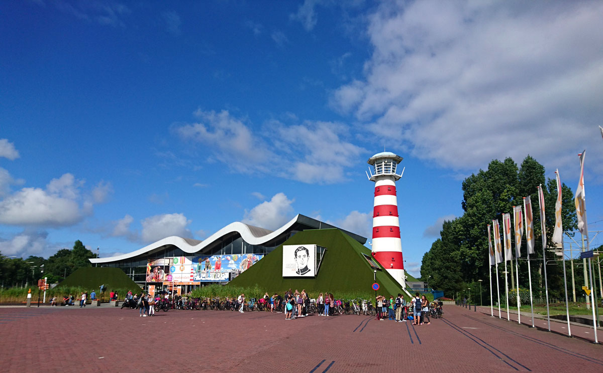 was-muss-man-in-den-haag-gesehen-haben-madurodam-eingang