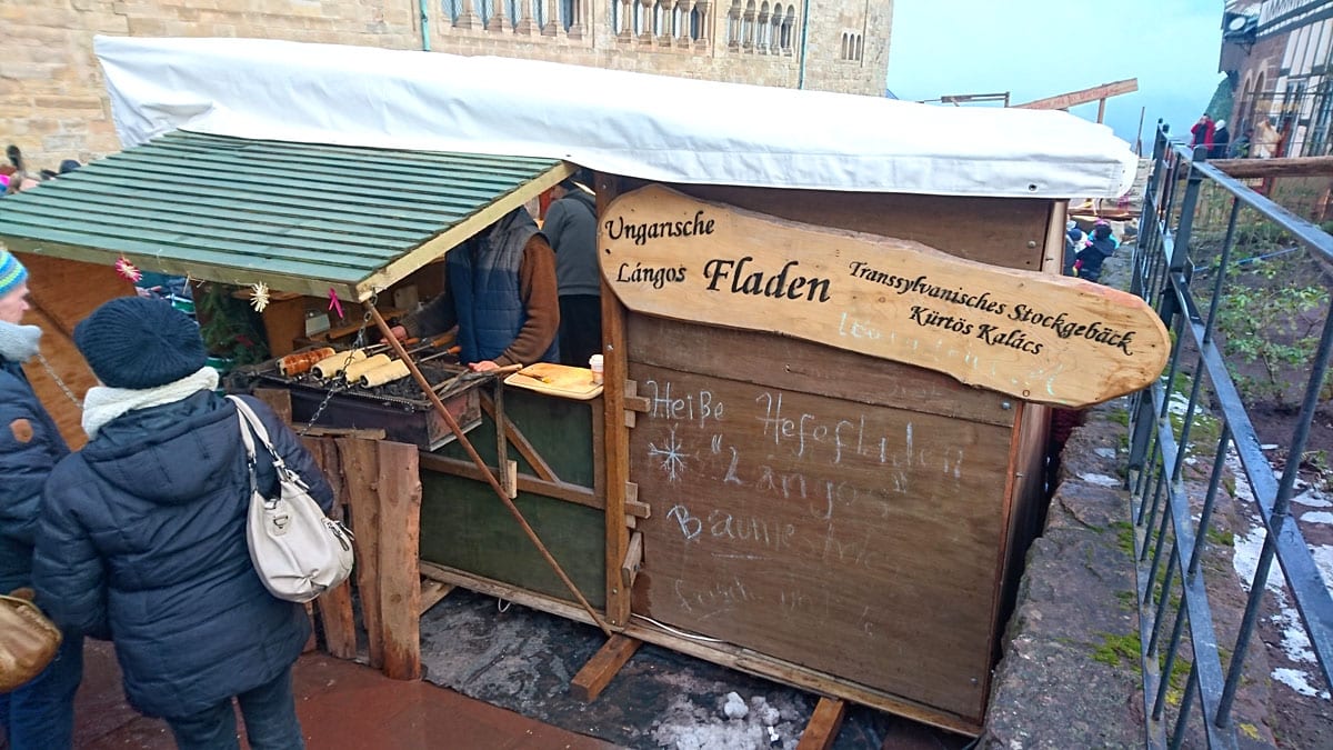 Weihnachtsmarkt-Wartburg-Eisenach-Essensbude-Ungarn