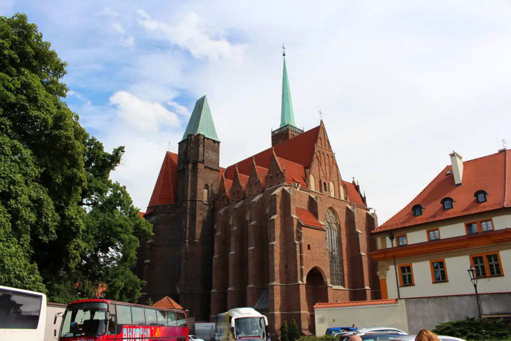 tipps-breslau-staedtetrip-Heiligkreuzkirche