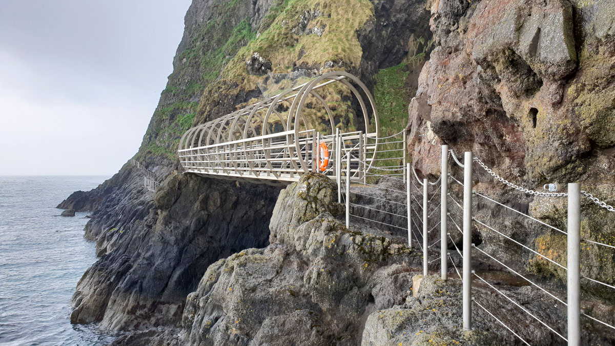 ierland-sights-nicolos-travel-blog-the-gobbins-cliffpath