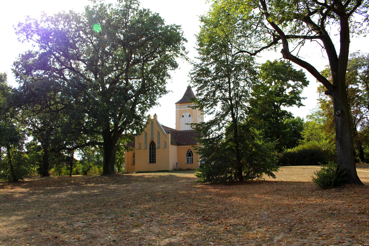 Rundreise-brandenburg-reisetipps-brandenburg-neuruppin-paretz-kirche