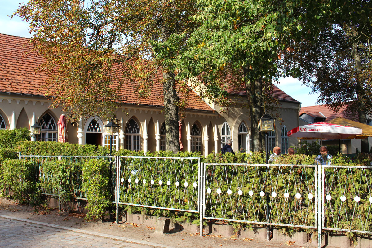 Rundreise-brandenburg-reisetipps-brandenburg-neuruppin-paretz-restaurant-gotisches-haus