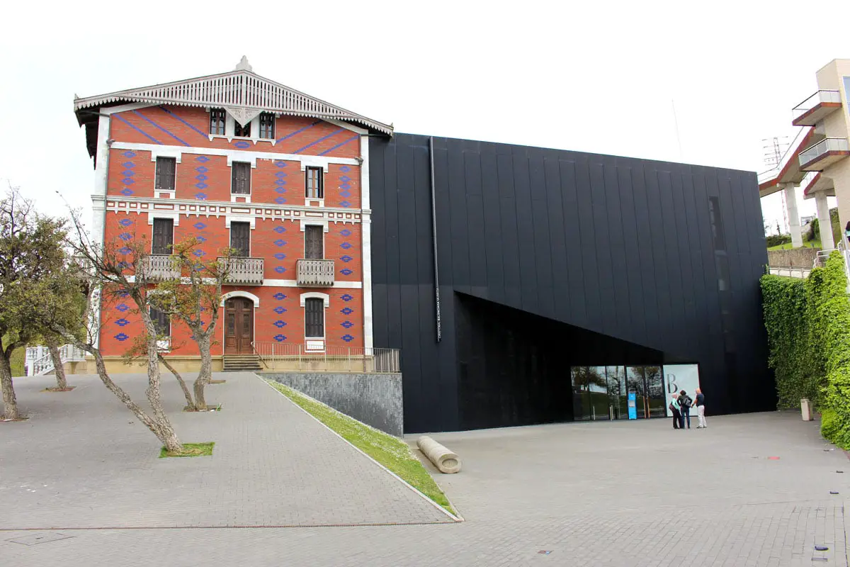 Cristobal-Balenciaga-Museum-reisetipps-baskenland-reisetipps-spanien