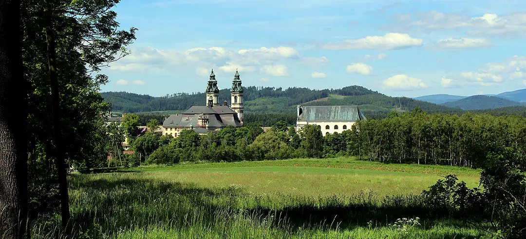 Kloster Grüssau: Ein barockes Kunstwerk im östlichen Riesengebirge