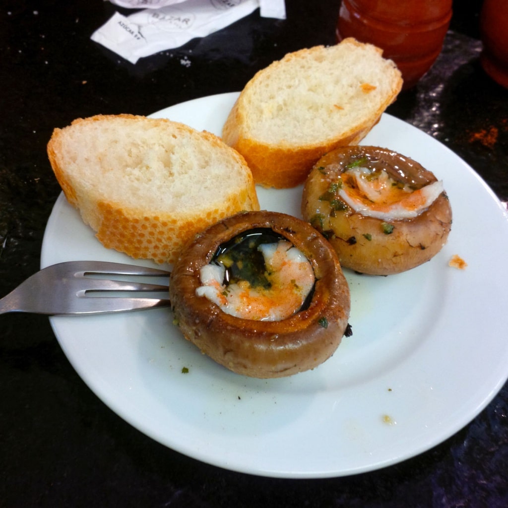 Bar-Ciaboga-San-Sebastian-Champis-a-la-Plancha "srcset =" https://www.nicolos-reiseblog.de/wp-content/uploads/2019/07/Bar-Ciaboga-San-Sebastian-Champis -a-la-Plancha-1024x1024.jpg 1024w, https://www.nicolos-reiseblog.de/wp-content/uploads/2019/07/Bar-Ciaboga-San-Sebastian-Champis-a-La-Plancha- 150x150.jpg 150w, https://www.nicolos-reiseblog.de/wp-content/uploads/2019/07/Bar-Ciaboga-San-Sebastian-Champis-a-La-Plancha-300x300.jpg 300w, https: //www.nicolos-reiseblog.de/wp-content/uploads/2019/07/Bar-Ciaboga-San-Sebastian-Champis-a-La-Plancha-50x50.jpg 50w, https: //www.nicolos-reiseblog .com / wp-content / uploads / 2019/07 / Bar-Ciaboga-San-Sebastian-Champis-a-la-Plancha-800x800.jpg 800w, https://www.nicolos-reiseblog.de/wp-content/ uploads / 2019/07 / Bar-Ciaboga-San-Sebastian-Champis-a-la-Plancha-600x600.jpg 600w, https://www.nicolos-reiseblog.de/wp-content/uploads/2019/07/Bar -Ciaboga-San-Sebastian-Champis-a-la-Plancha.jpg 1200w "sizes =" (max-width: 702px) 100vw, 702px "data-wp-pid =" 10951 "nopin =" nopin "/></dt></noscript>
</dl>
<dl class=