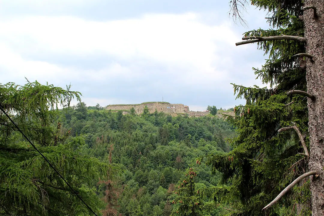 Festung Silberberg | Ehemals wichtigste Burg in Polen