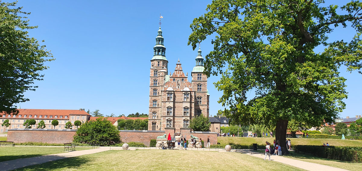 schloss-rosenborg-aussen-kopenhagen-nicolos-reiseblog