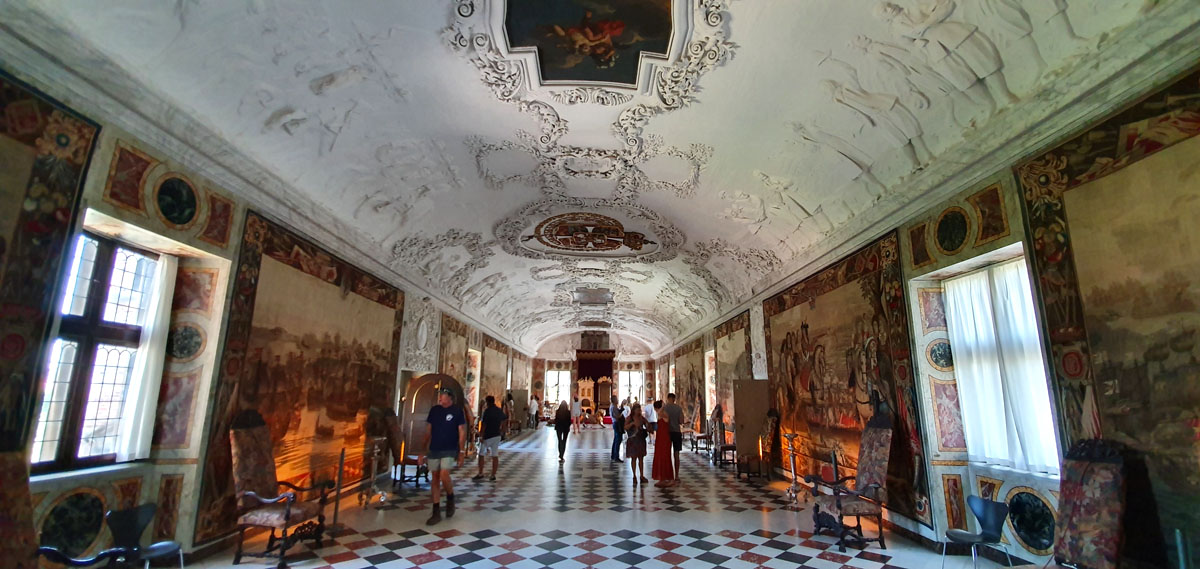 schloss-rosenborg-saal-kopenhagen-nicolos-reiseblog