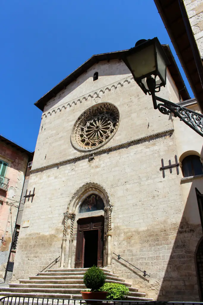 sehenswuerdigkeiten-Tagliacozzo-Kirche-San-Francesco