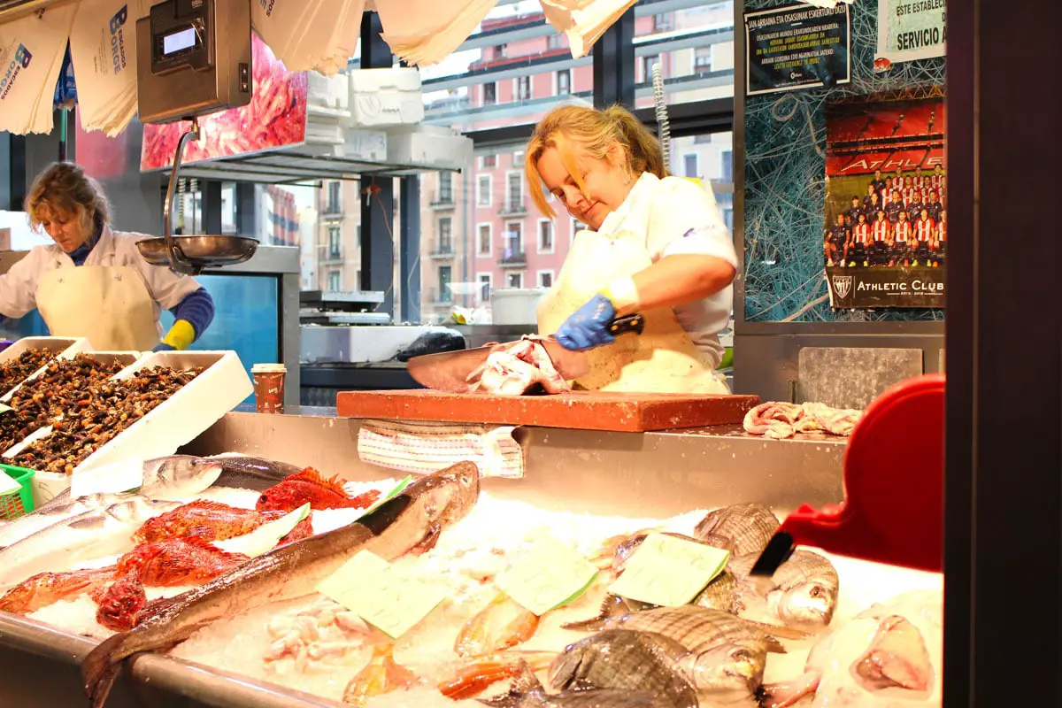 Was-muss-man-sehen-Bilbao-Ribera-Markt-fisch