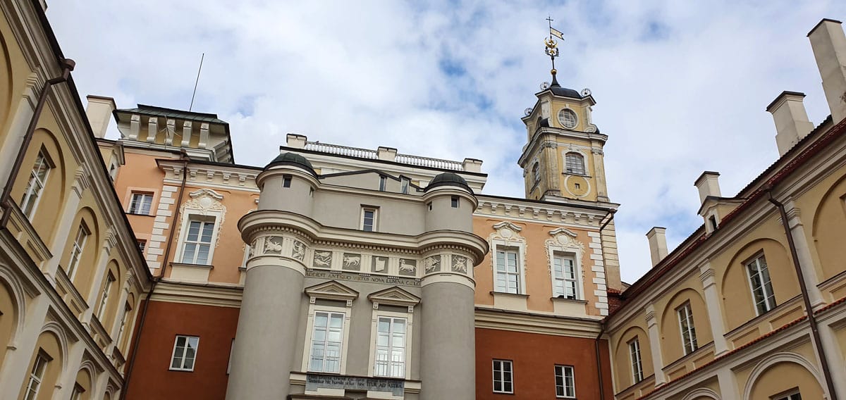 Ein-Tag-in-Vilnius-Kathedrale-Universitaet-Vilnius