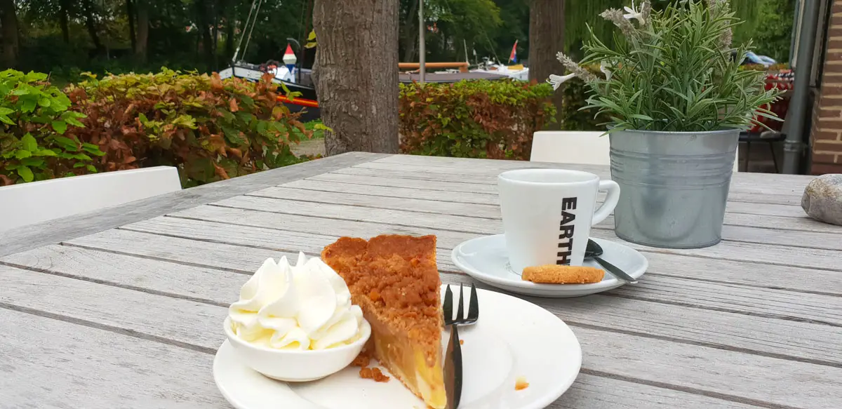 Holland-rundreise-hansestaedte-hasselt-cafe-linde-kaffee-kuchen
