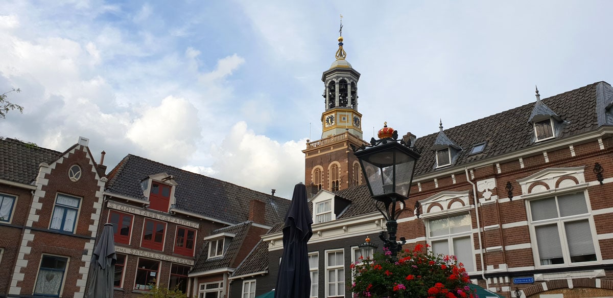 Holland-rundreise-hansestaedte-kampen-altstadt-nieuwe-toren