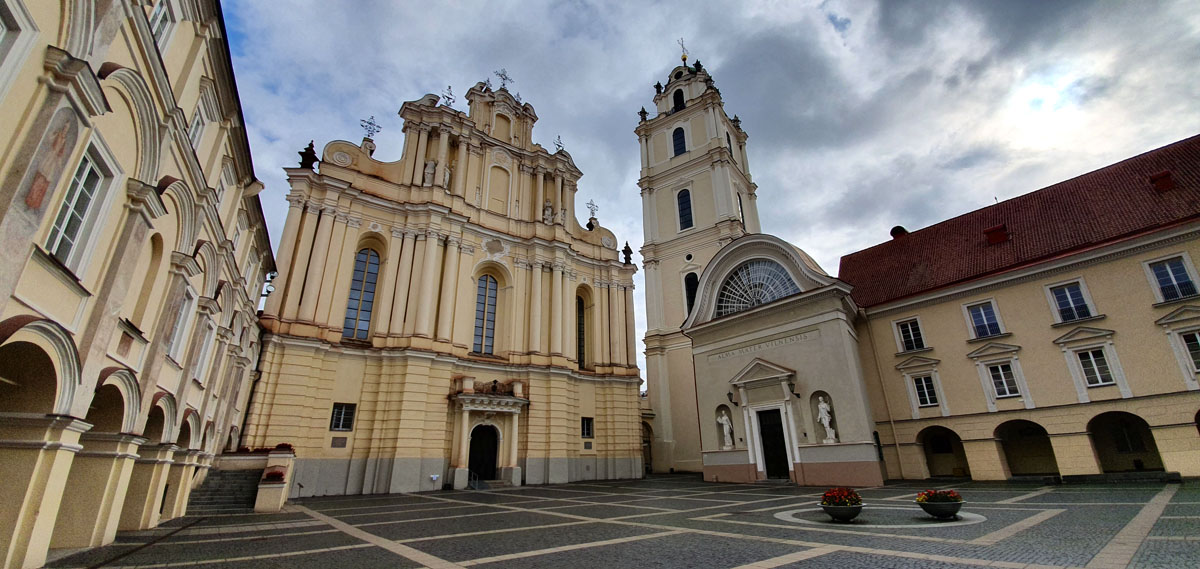 Ostsee-Rundreise-vilnius-universitaet-kirche