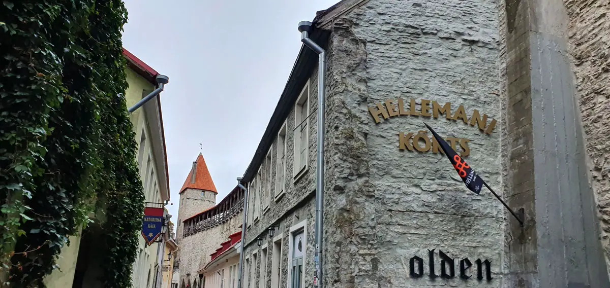 Tallinn-sehenswuerdigkeiten-hellemann-turm