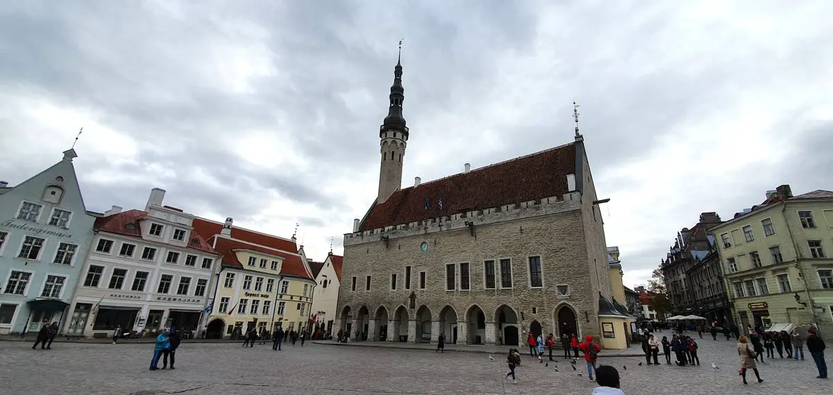 Tallinn-sehenswuerdigkeiten-rathaus