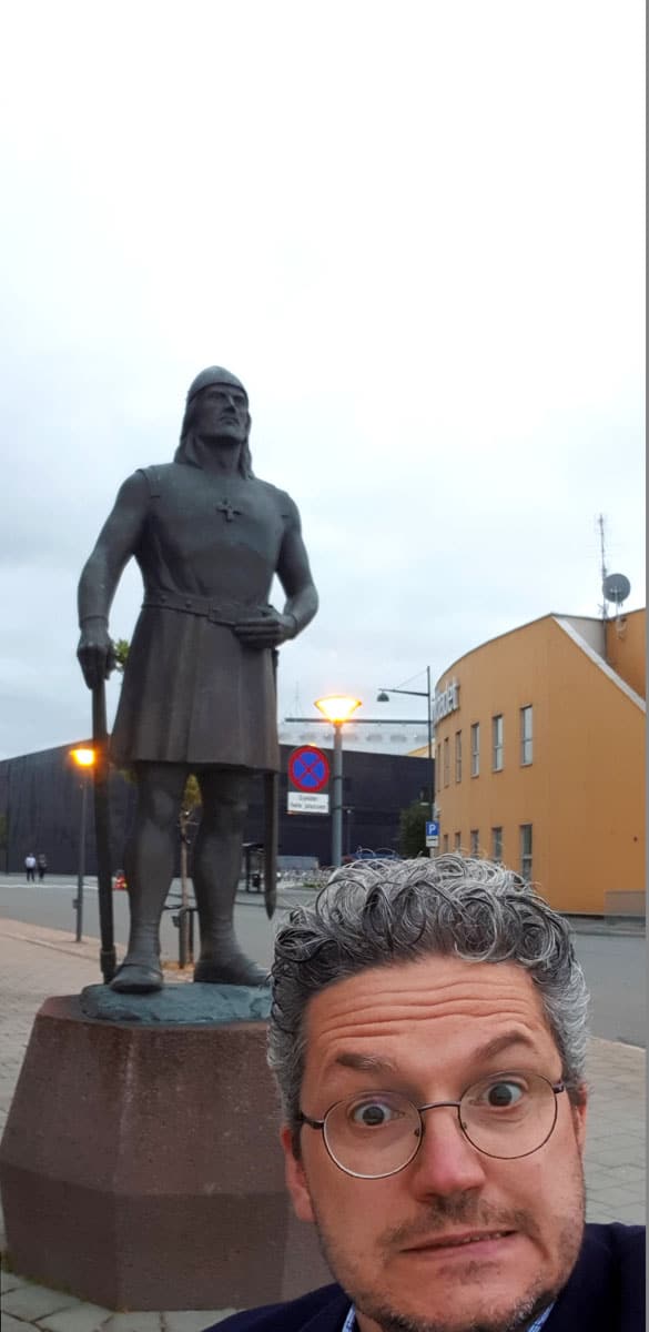 staedtetrip-trondheim-reisetipps-wochenende-Leiv-Eiriksson-Statue-spass-instagram