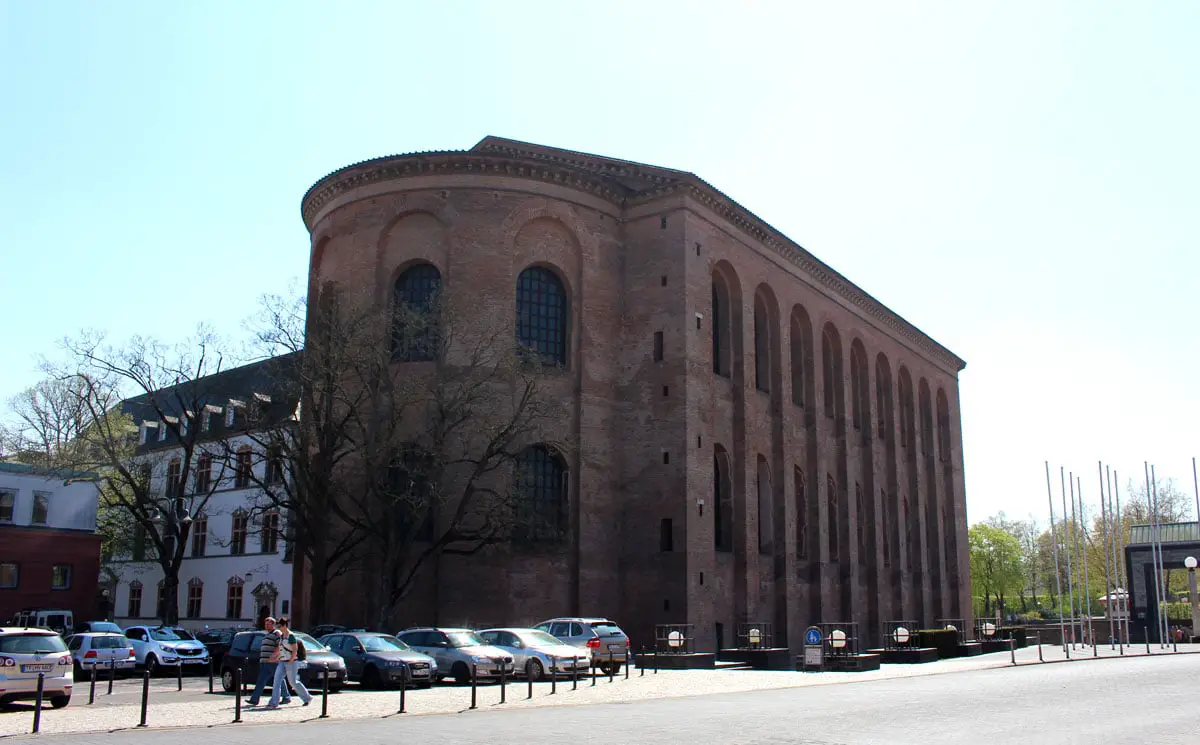 trier-sehenswuerdigkeiten-Konstantin-Basilika