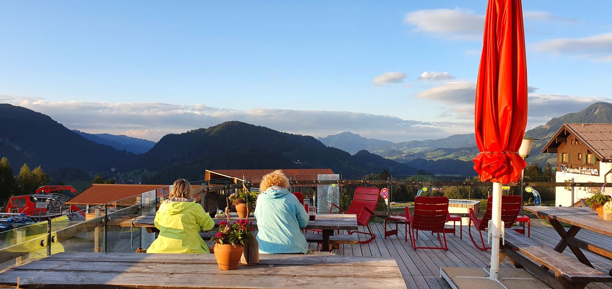 Hotel-Oberstorf-wanderung-jausenstation