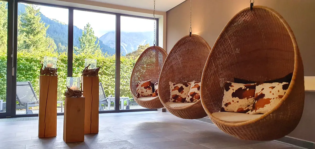 Travel-Charme-Ifen-Hotel-Kleinwalsertal-wellness-bubble-chairs