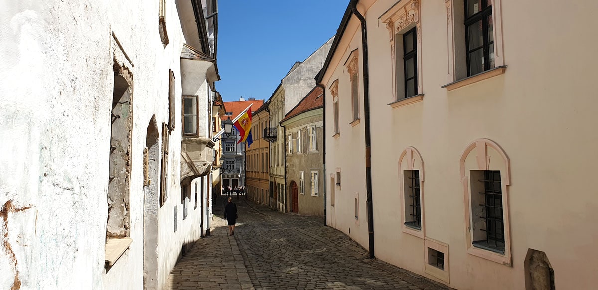 bratislava-sehenswuerdigkeiten-altstadtgasse