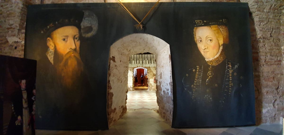 schweden-roadtrip-oeland-schloss-borgholm-ausstellung