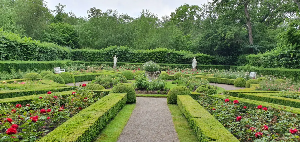 zweden-roadtrip-oeland-schloss-solliden-gardens