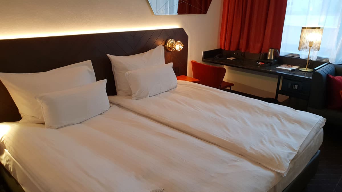 Zimmer-bett