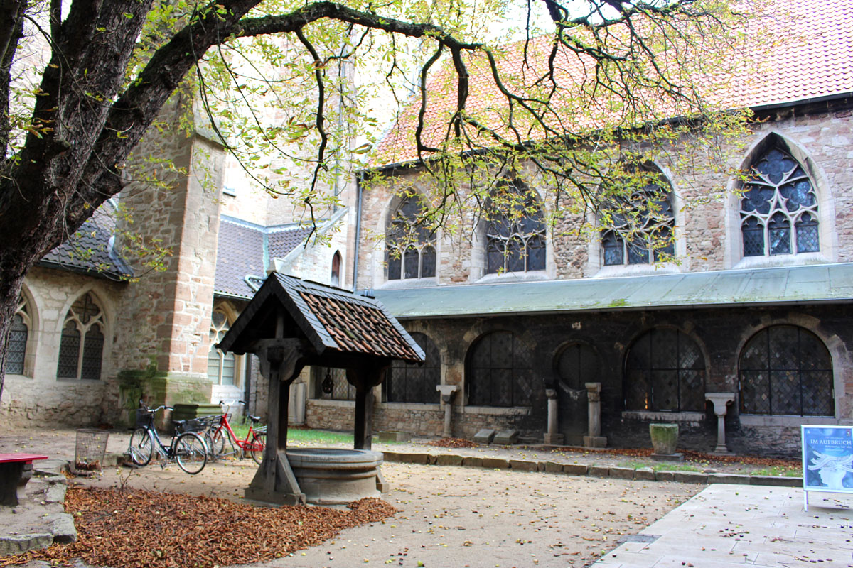 aegidienkirche-braunschweig-hof