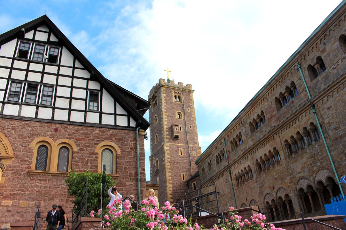 wartburg-eisenach-binnenplaats toren 