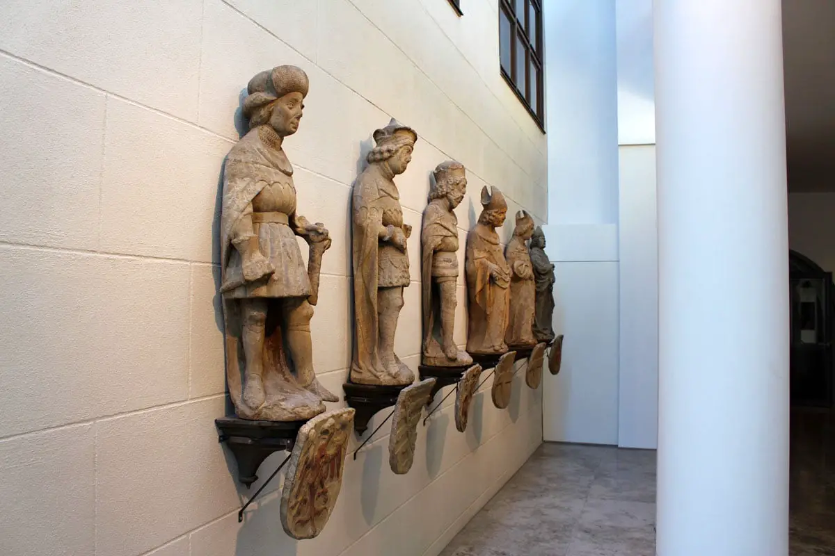 museum-ulm-ausstellung-skulpturen
