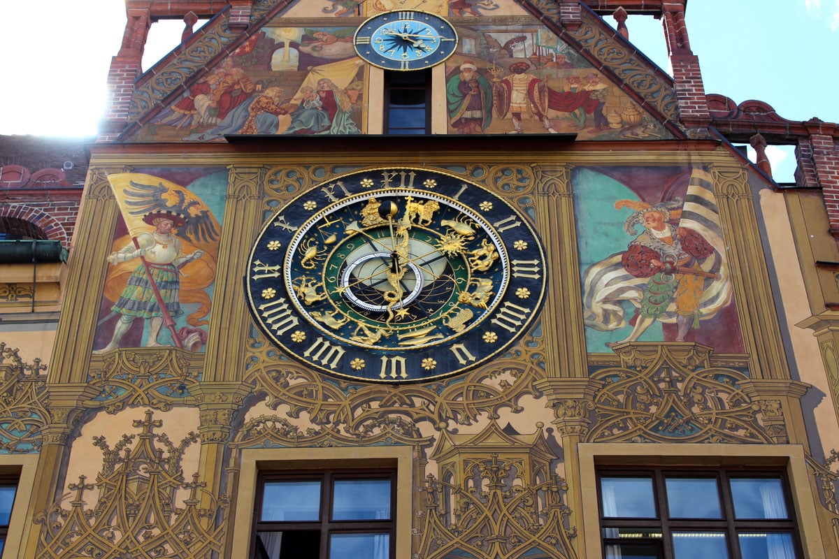 rathaus-ulm-astronomische-uhr