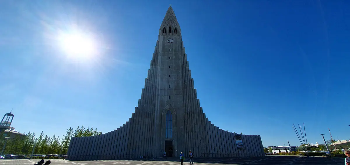 reykjavik-sehenswuerdigkeiten-Hallgrimskirkja