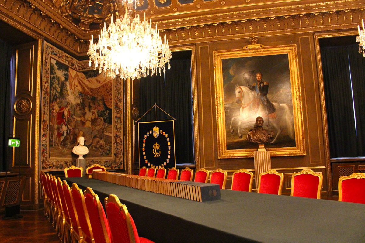 koenigliches-schloss-stockholm-saal-regierung