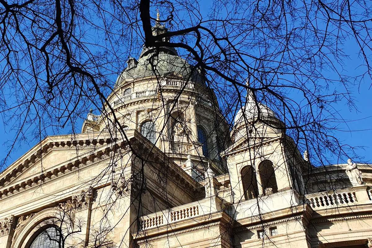 Budapest-Sehenswuerdigkeiten-stephans-basilika