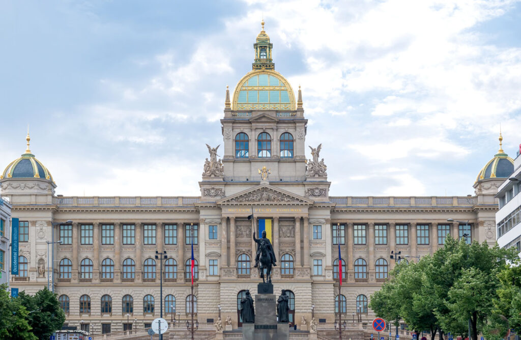 sehenswuerdigkeiten-in-prag-nationalmuseum