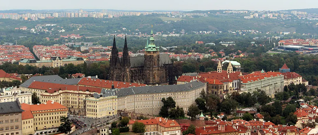 prag_hotels_mit_blick_auf_die_prager_burg_nicolos_reiseblog