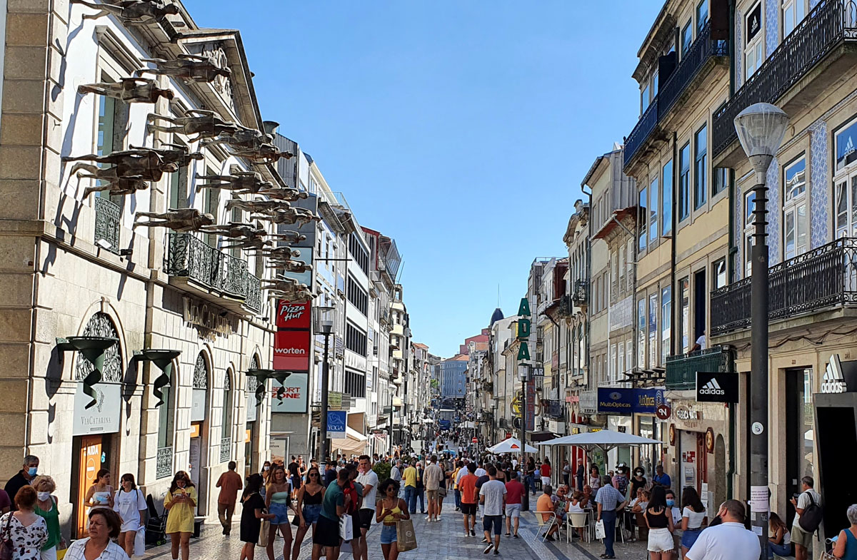 Porto-Sehenswuerdigkeiten-Rua-Santa-Catarina