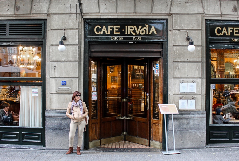 bilbao-sehenswuerdigkeiten-cafe-irunia