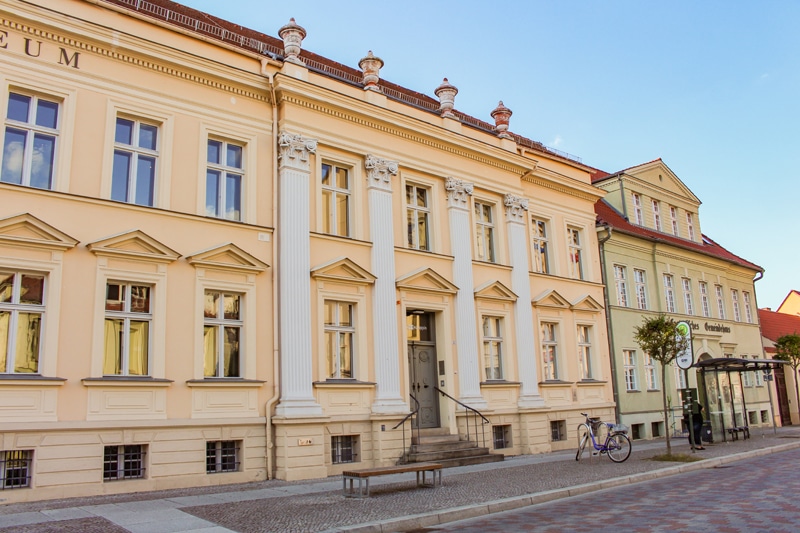 neuruppin-bezienswaardigheden-museum-neuruppin-oud gebouw