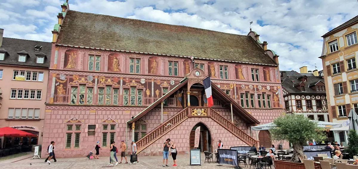 Mulhouse_sehenswuerdigkeiten_historisches_rathaus