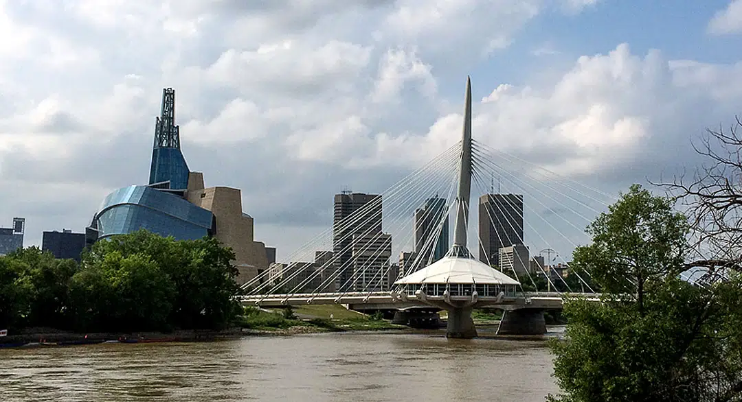ein_tag_in_Winnipeg_Sykline_RomyMlinzk