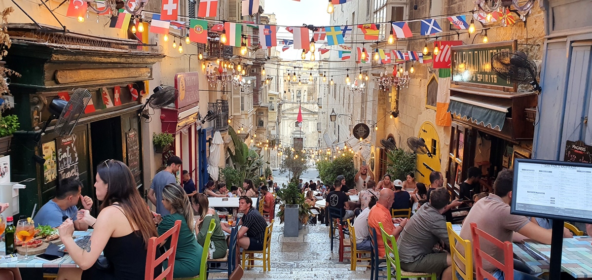 valletta_altstadt_gassen_restaurants