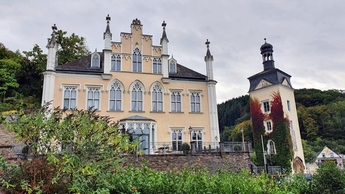 rhein_sehenswuerdigkeiten_schloss_sayn