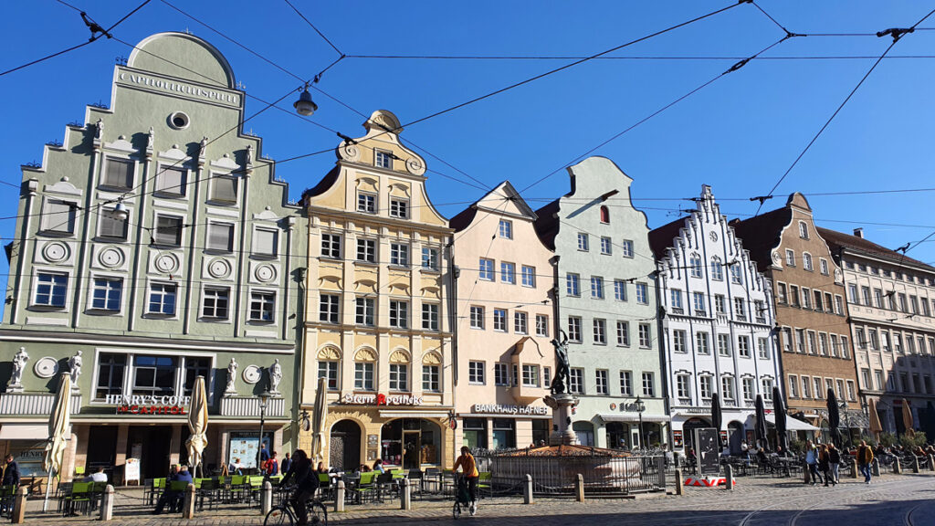 augsburg-an-einem-tag-maximilianstrasse